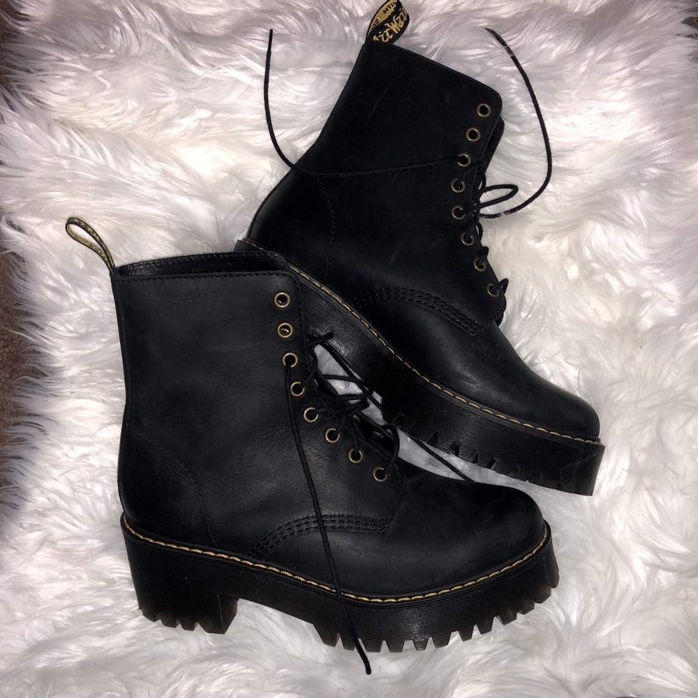 Shrivel HI Dr. Martens US Size 9